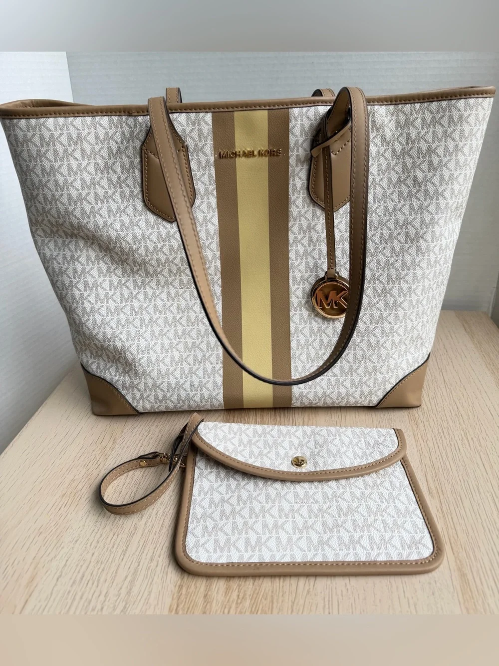 Michael Kors Eva Large Monogram Shopper Tote Vanilla Multi
